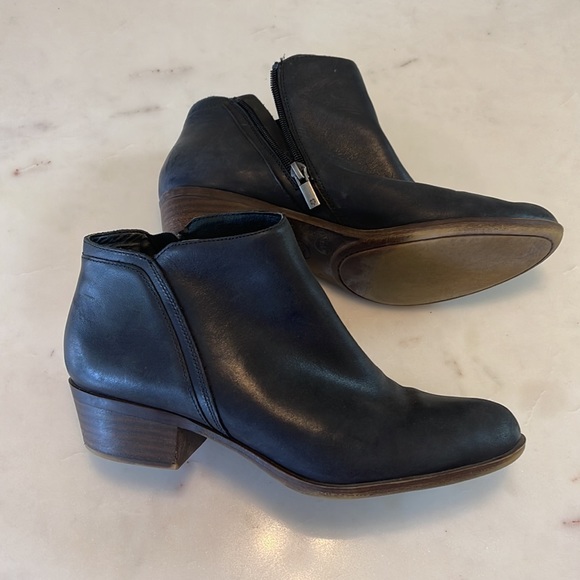 Boots - Picture 2 of 3